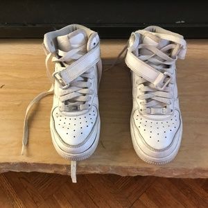 Air Force 1 high tops, big kids Size 3.5y